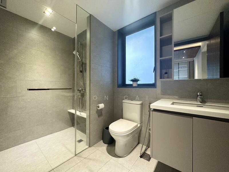 For Rent - The Visionaire