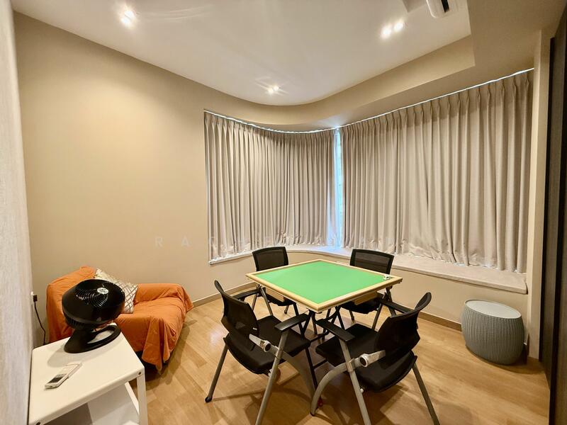 For Rent - Cape Royale