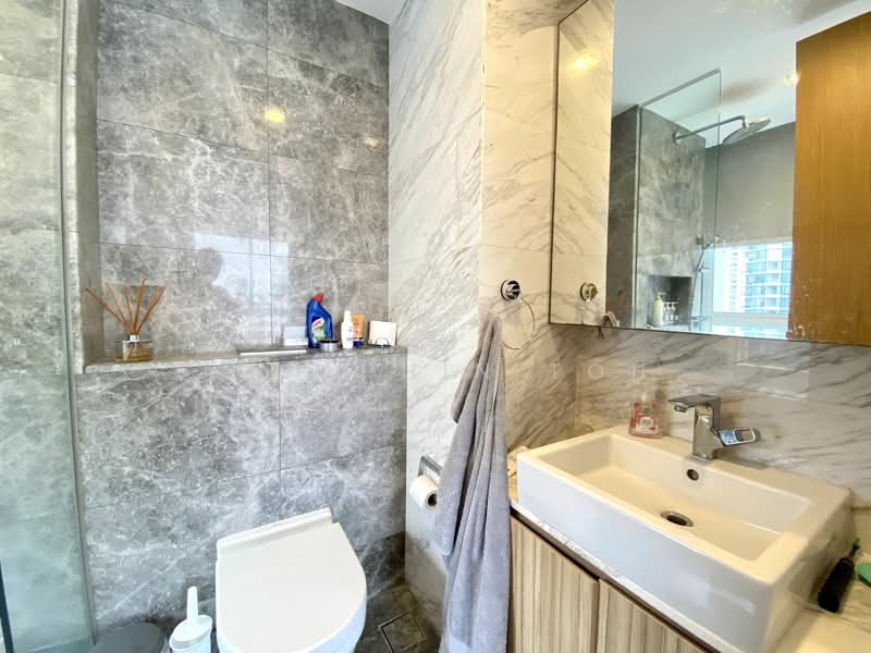 The Peak @ Cairnhill I Condominium For Sale at S$ 1,400,000 | PropertyGuru Singapore