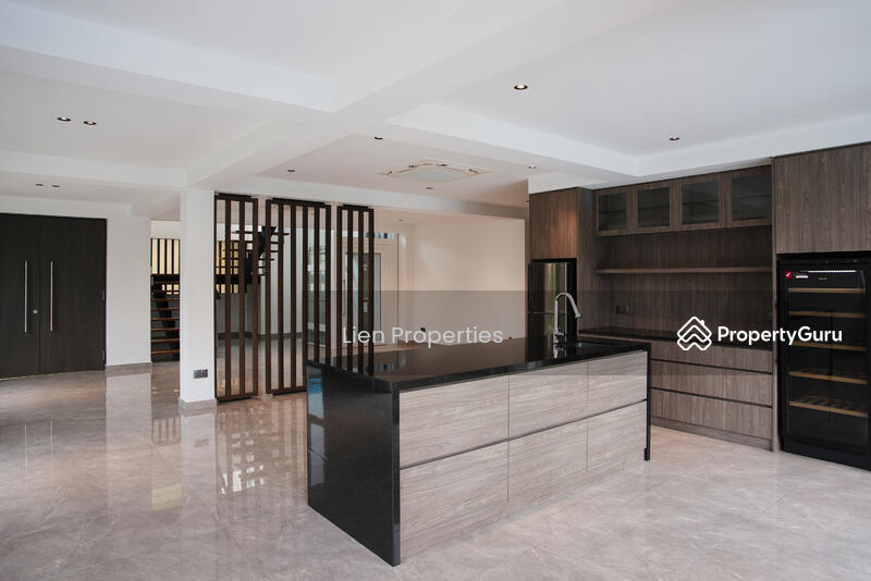 For Rent - Modern Good Class Bungalow with Lift; 豪华别墅；设有电梯 ☎️ 80264911