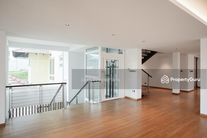 For Rent - Modern Good Class Bungalow with Lift; 豪华别墅；设有电梯 ☎️ 80264911