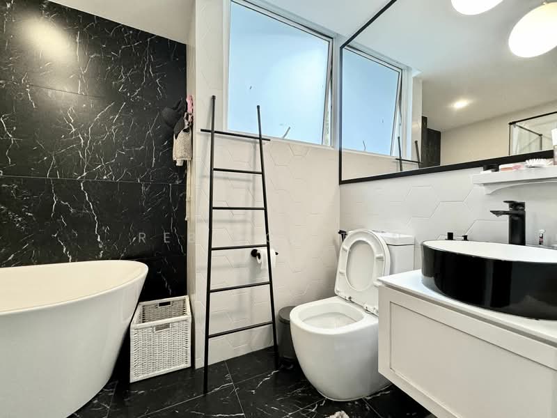 Fairlodge, 108 Holland Road, 3 Bedrooms, 1,862 sqft, Condominium For Rent, by Rebecca Tan, 24733827 - PropertyGuru.com.sg