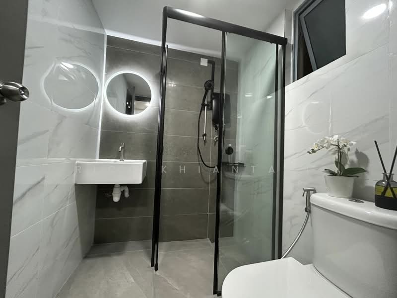 Aquarius By The Park, 17 Bedok Reservoir View, Room Rental, 180 sqft, Condominium For Rent, by Rick Khiantani, 24734554 - PropertyGuru.com.sg