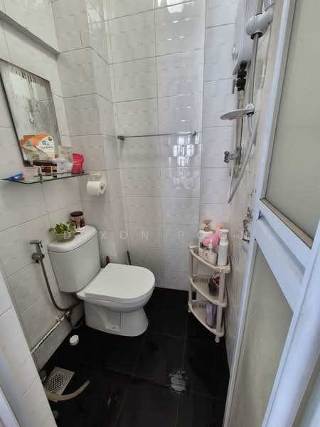 Mandalay Towers, 35 Mandalay Road, Room Rental, 280 sqft, Condominium For Rent, by Dixon Poon, 24734601 - PropertyGuru.com.sg