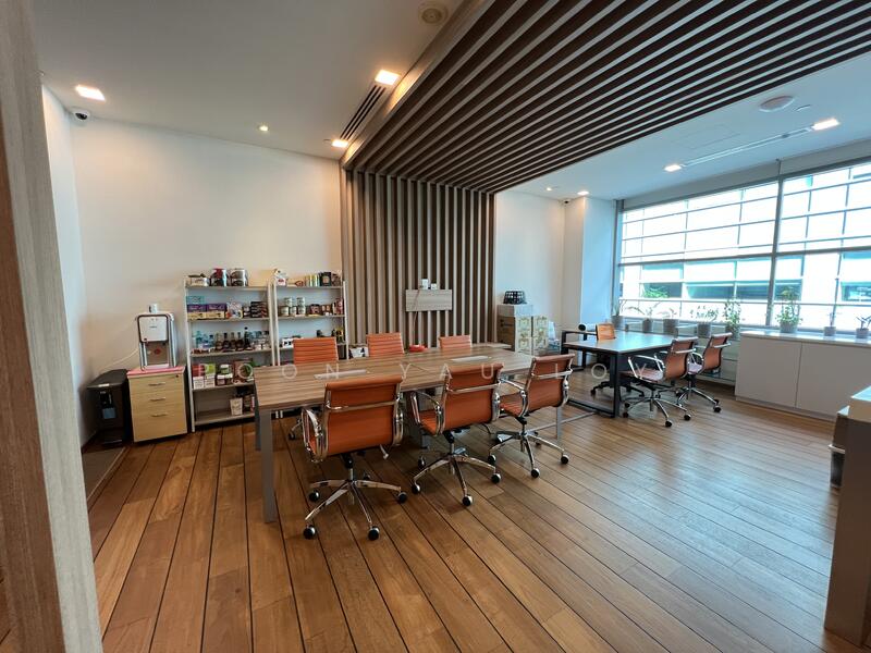Golden Agri ☑️☑️☑️ F/Fitted Office 1,438 / 4,204 sf, 1438 / 1916 / 2397 / 7694 sf. CONTACT 96820839, 1,438 sqft, Business / Science Park For Rent, by Poon Yau Loy, 24734692 - CommercialGuru.com.sg