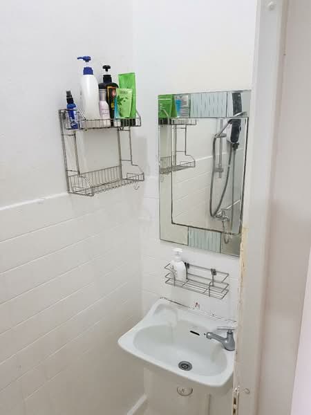 Minbu Villa, 56 Minbu Road, Room Rental, 130 sqft, Apartment For Rent, by RICHARD LIM CHENG KWANG, 24735346 - PropertyGuru.com.sg