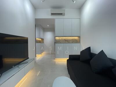 For Sale - 8 Saint Thomas