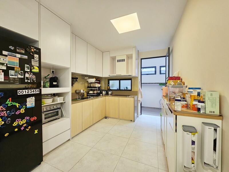 Modern 2 Storey Terrace @ Sennette Estate, Renovated