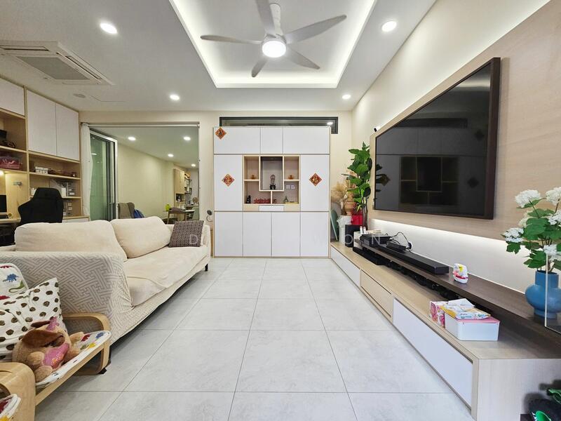 Modern 2 Storey Terrace @ Sennette Estate, Renovated