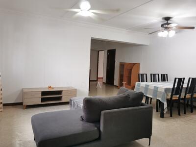 For Rent - 945 Hougang Street 92