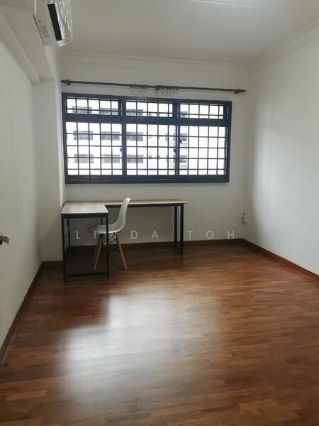 945 Hougang Street 92, 945 Hougang Street 92, 4 Bedrooms, 1,302 sqft, HDB Flat For Rent, by Linda Toh, 24736705 - Bedroom 3 - PropertyGuru.com.sg