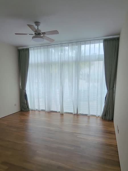 The Botanic on Lloyd, 35 Lloyd Road, 4 Bedrooms, 2,077 sqft, Condominium For Rent, by Jean Tan, 24736723 - Spacious & Comfortable Master brm - PropertyGuru.com.sg