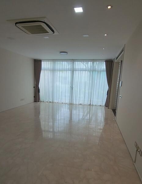 The Botanic on Lloyd, 35 Lloyd Road, 4 Bedrooms, 2,077 sqft, Condominium For Rent, by Jean Tan, 24736723 - Huge living & Dining - PropertyGuru.com.sg