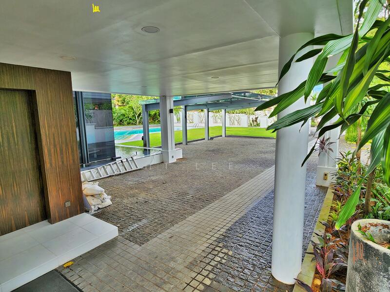 For Rent - The Atrium House of Bukit Timah. Full of Natural Light!Professional Cinema Room