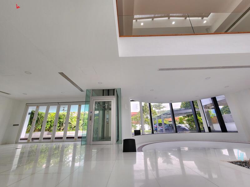For Rent - The Atrium House of Bukit Timah. Full of Natural Light!Professional Cinema Room