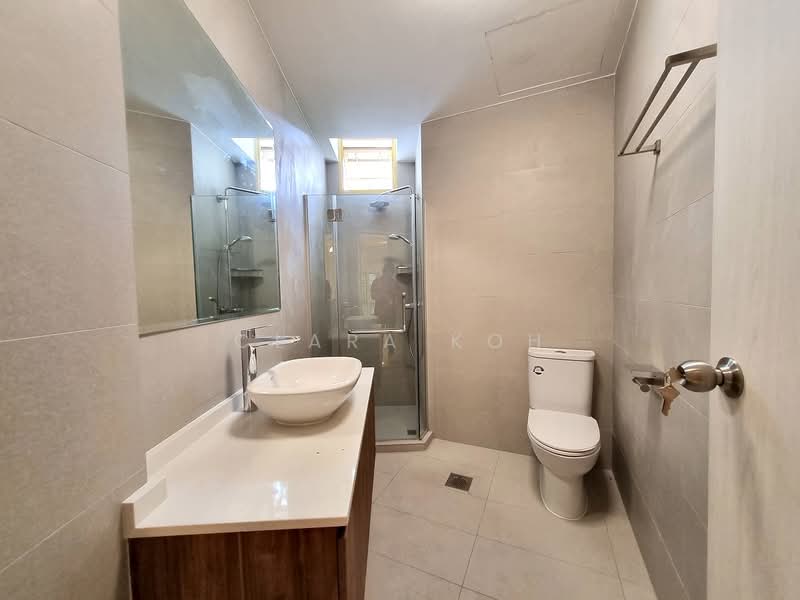 Orange Regency, 101 Fernhill Road, 4 Bedrooms, 1,776 sqft, Apartment For Rent, by Clara Koh, 24738116 - PropertyGuru.com.sg