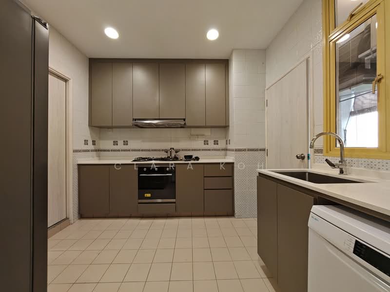 Orange Regency, 101 Fernhill Road, 4 Bedrooms, 1,776 sqft, Apartment For Rent, by Clara Koh, 24738116 - PropertyGuru.com.sg