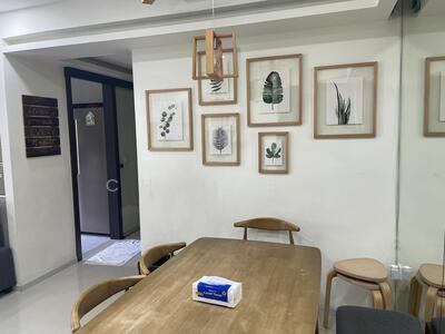 For Rent - The Visionaire