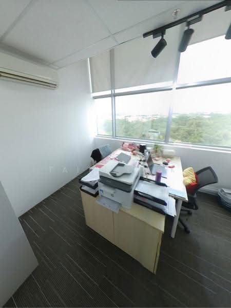 Wcega Tower, 21 Bukit Batok Crescent, Dairy Farm / Bukit Panjang / Choa Chu Kang, 958 sqft, Light Industrial (B1) For Rent, by Faith Quek, 24739701 - CommercialGuru.com.sg