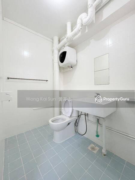 Common Bathroom