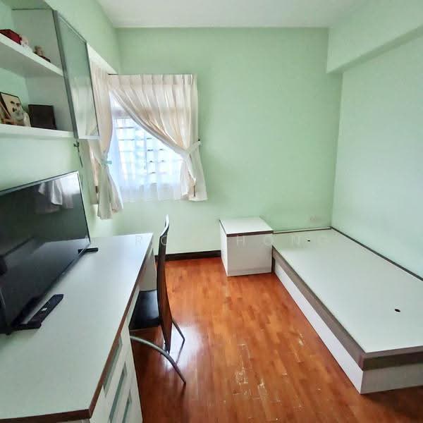 264A Compassvale Bow, 264A Compassvale Bow, Hougang / Punggol / Sengkang, Room Rental, 150 sqft, HDB Flat For Rent, by Aaron Hong, 24742925 - PropertyGuru.com.sg