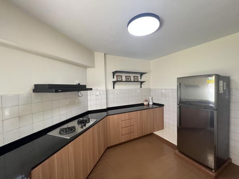 Ivory Heights, Jurong East Street 13, 3 Bedrooms, 1,700 sqft, Condominium For Rent, by Vincent Aw, 24743311 - PropertyGuru.com.sg