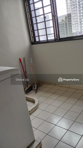 For Rent - 652 Senja Link