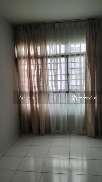 For Rent - 652 Senja Link