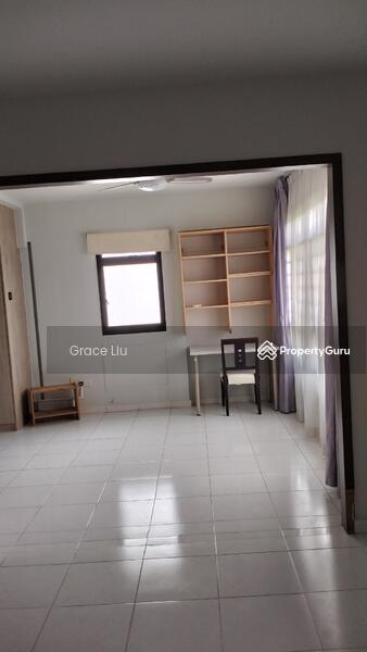 For Rent - 652 Senja Link