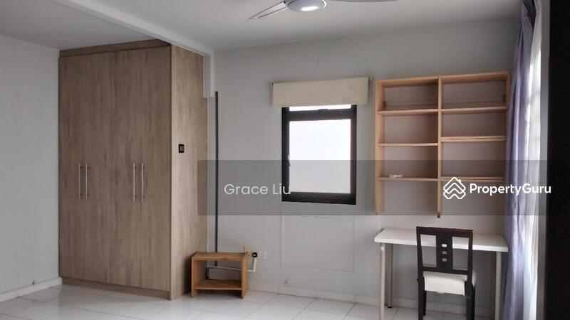 For Rent - 652 Senja Link