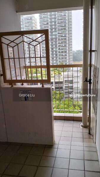 For Rent - 652 Senja Link