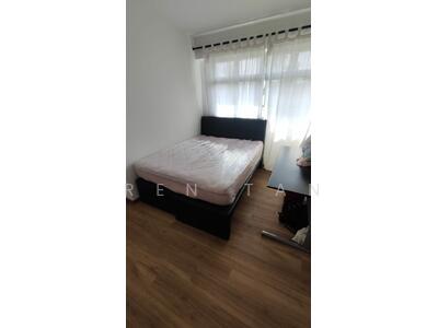 For Rent - 647B Senja Close