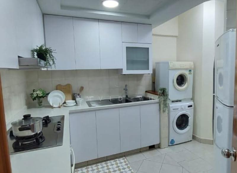 Burlington Square, 175B Bencoolen Street, Beach Road / Bugis / Rochor, Room Rental, 210 sqft, Apartment For Rent, by David Yu, 24743983 - Kitchen - PropertyGuru.com.sg