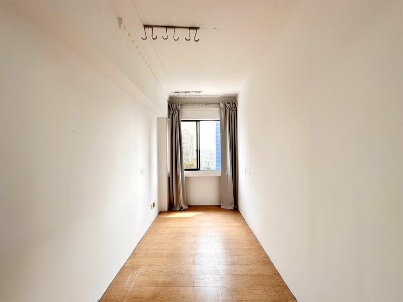 For Rent - Lucky Plaza