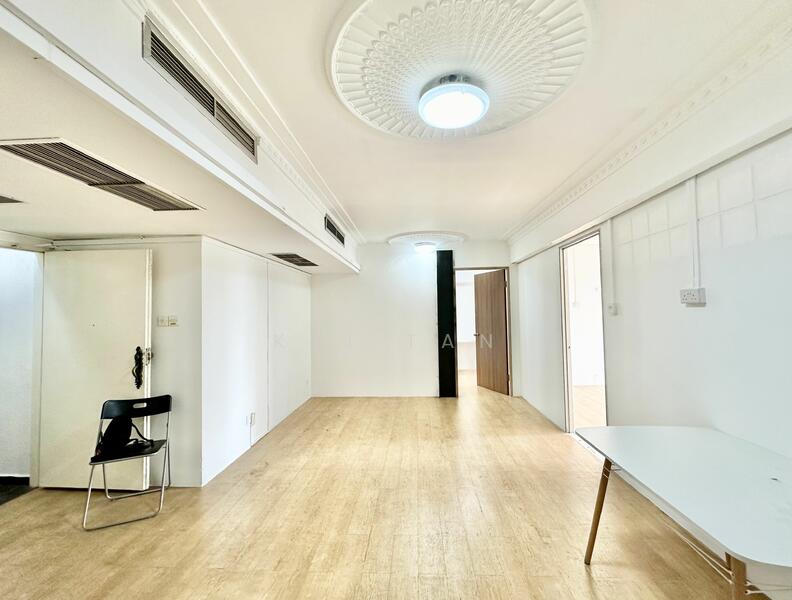 For Rent - Lucky Plaza