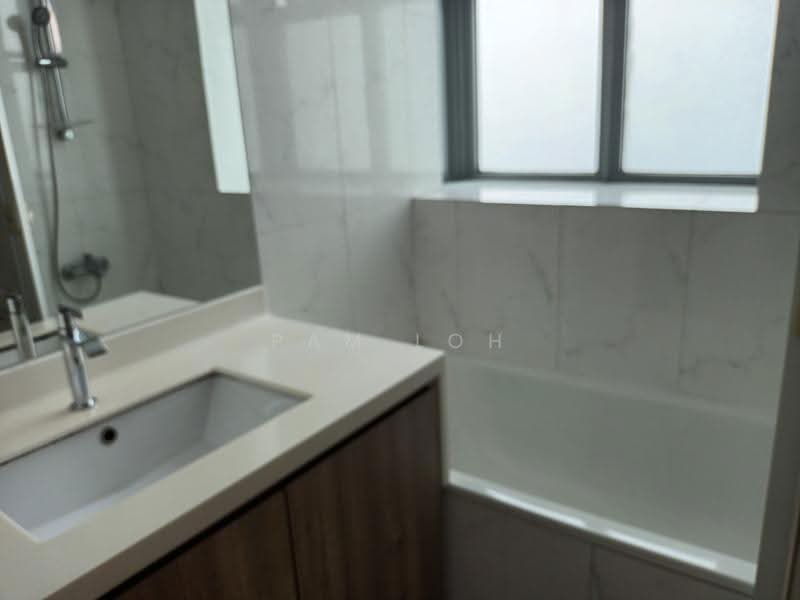 master room toilet