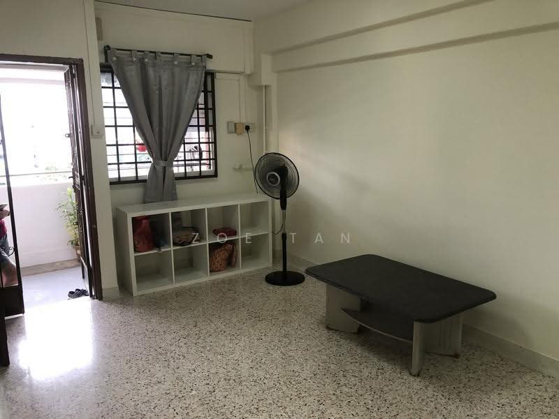 212 Ang Mo Kio Avenue 3, 212 Ang Mo Kio Avenue 3, Ang Mo Kio / Bishan / Thomson, 2 Bedrooms, 721 sqft, HDB Flat For Rent, by Zoe Tan, 24744995 - PropertyGuru.com.sg