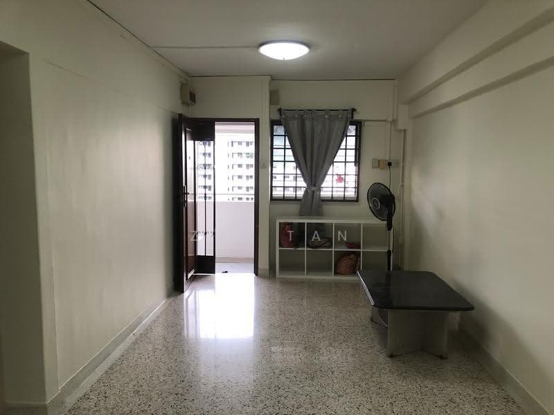 212 Ang Mo Kio Avenue 3, 212 Ang Mo Kio Avenue 3, Ang Mo Kio / Bishan / Thomson, 2 Bedrooms, 721 sqft, HDB Flat For Rent, by Zoe Tan, 24744995 - PropertyGuru.com.sg