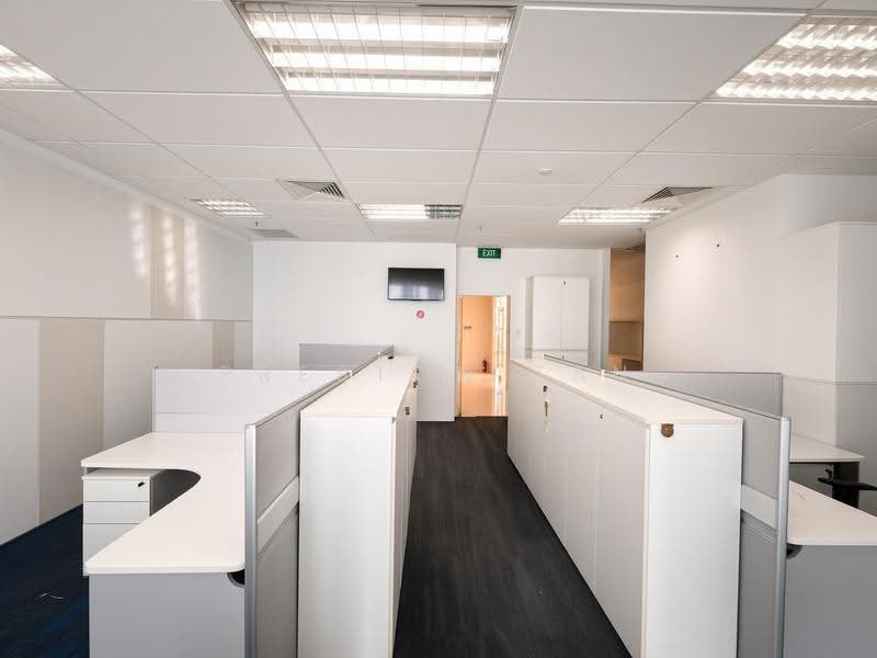 Sif Building, 96 Robinson Road, Boat Quay / Raffles Place / Marina, 1,309 sqft, Office For Rent, by Preston Tan, 24745334 - Interior - CommercialGuru.com.sg