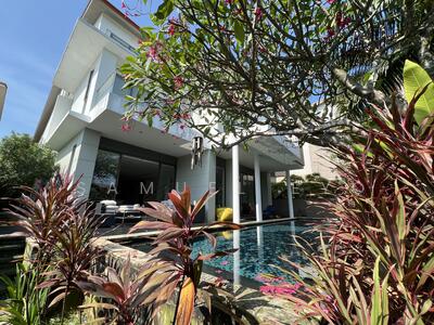 For Rent - Paradise Island