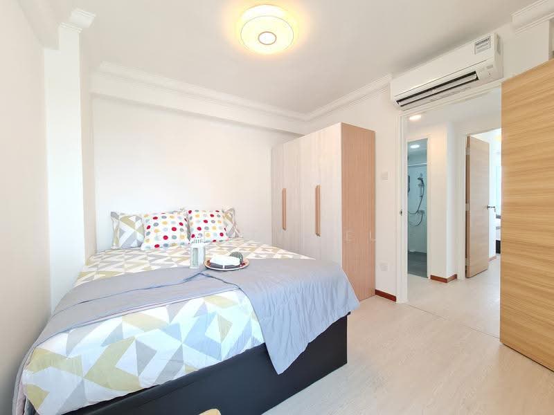 Aquarius By The Park, 13 Bedok Reservoir View, Bedok / Upper East Coast, 3 Bedrooms, 1,206 sqft, Condominium For Sale, by Jeffrey Zeus, 24746875 - Bedroom - PropertyGuru.com.sg