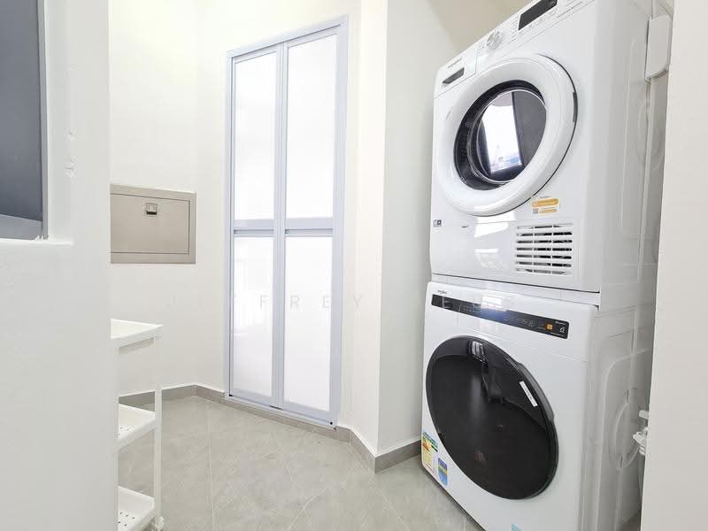 Aquarius By The Park, 13 Bedok Reservoir View, Bedok / Upper East Coast, 3 Bedrooms, 1,206 sqft, Condominium For Sale, by Jeffrey Zeus, 24746875 - Interior - PropertyGuru.com.sg