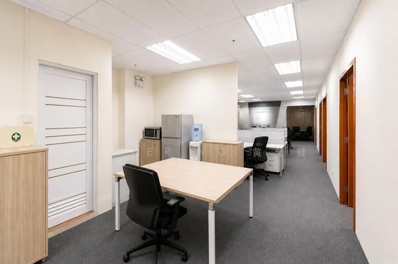 Tradehub 21, 18 Boon Lay Way, Boon Lay / Jurong / Tuas, 1,915 sqft, Light Industrial (B1) For Sale, by Javier Ng 黄允健, 24746926 - Interior - CommercialGuru.com.sg