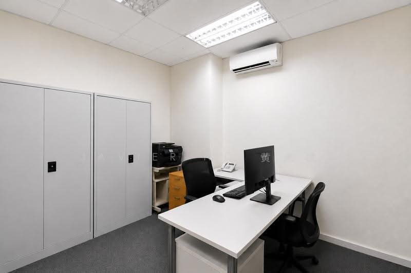 Tradehub 21, 18 Boon Lay Way, Boon Lay / Jurong / Tuas, 1,915 sqft, Light Industrial (B1) For Sale, by Javier Ng 黄允健, 24746926 - Study - CommercialGuru.com.sg