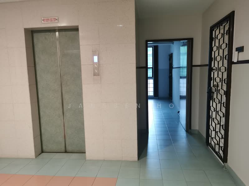 Kum Hing Court, 36 Tomlinson Road, Room Rental, 100 sqft, Apartment For Rent, by Janssen Ho, 24747055 - PropertyGuru.com.sg