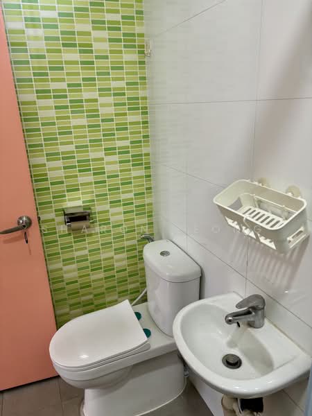 Suitable for Childcare, Gym, Office Space, Suitable for office & Training School, Choa Chu Kang Ave 1, 2,551 sqft, Shop / Shophouse For Rent, by Sharon Leong, 24747397 - Photo.1 of 2nd toilet - CommercialGuru.com.sg
