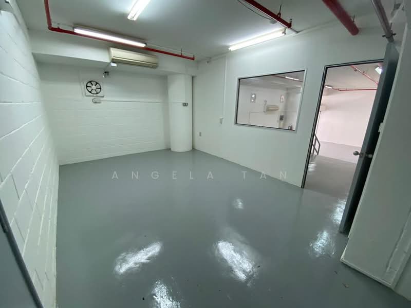 World Publication Building, 39 Ubi Road 1,Singapore, 980 sqft, Light Industrial (B1) For Rent, by Angela Tan, 24748415 - CommercialGuru.com.sg