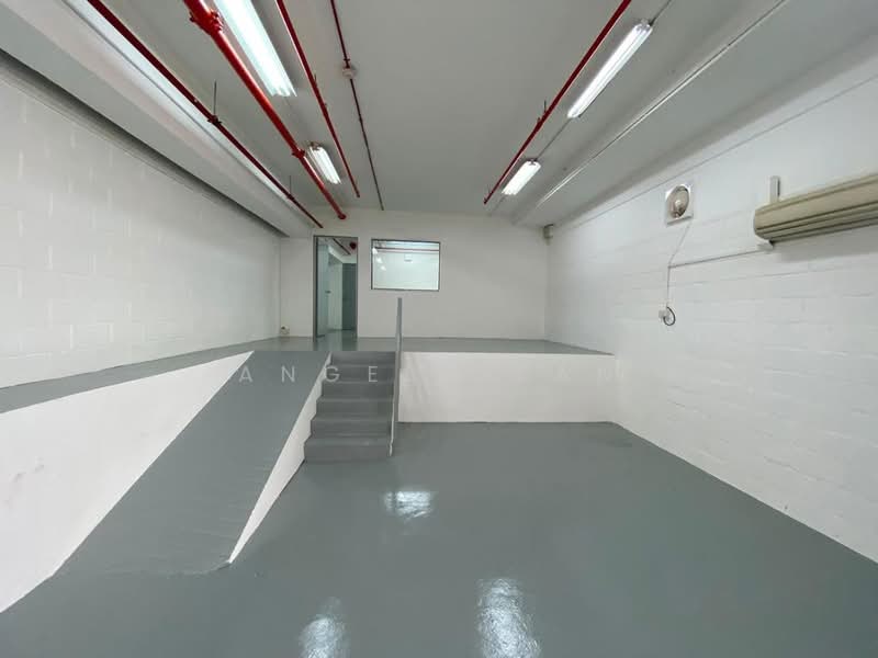 World Publication Building, 39 Ubi Road 1,Singapore, 980 sqft, Light Industrial (B1) For Rent, by Angela Tan, 24748415 - CommercialGuru.com.sg
