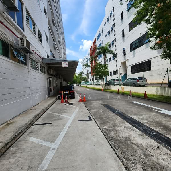 World Publication Building, 39 Ubi Road 1,Singapore, 980 sqft, Light Industrial (B1) For Rent, by Angela Tan, 24748415 - CommercialGuru.com.sg