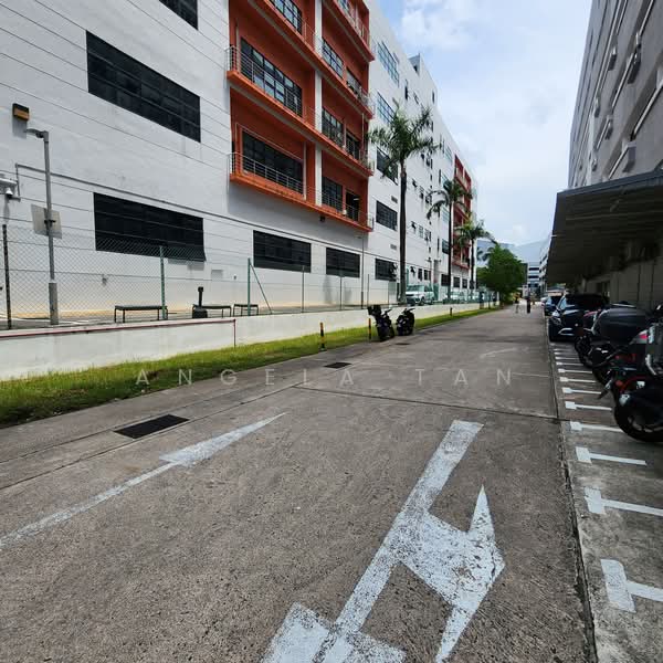 World Publication Building, 39 Ubi Road 1,Singapore, 980 sqft, Light Industrial (B1) For Rent, by Angela Tan, 24748415 - CommercialGuru.com.sg